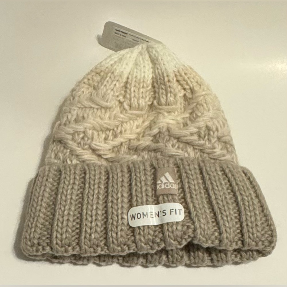 Adidas women’s canyon fold beanie. Womens fit.